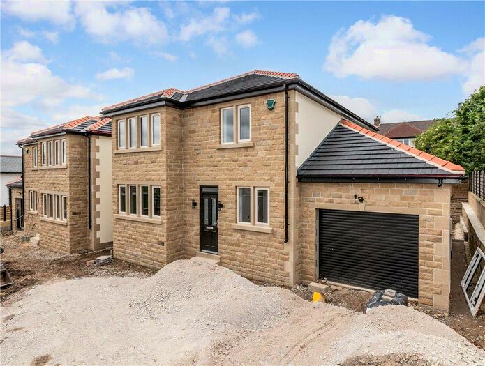 Houses for sale & to rent in BD17 5DS, Westleigh Road, Baildon Shipley