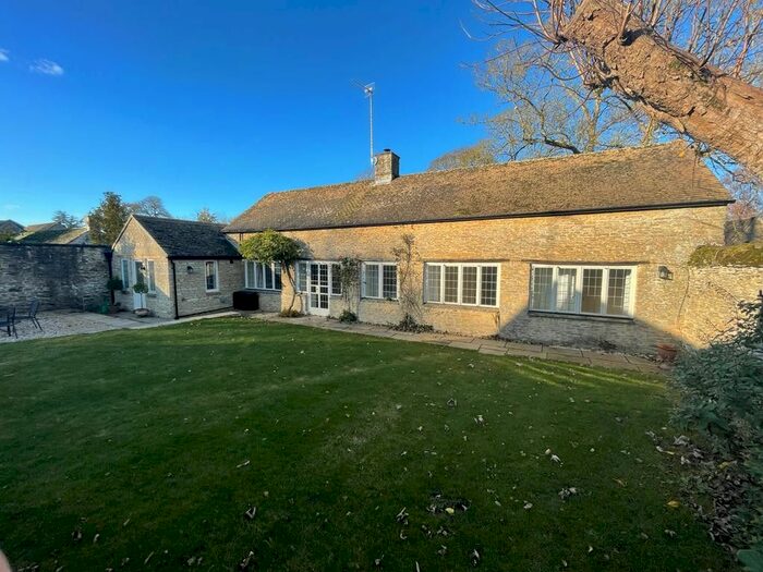 4 Bedroom Detached House To Rent In Roundtown, Aynho, Banbury, OX17