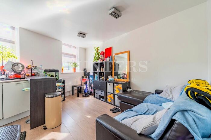 1 Bedroom Flat To Rent In St.Pauls Road, London, N1