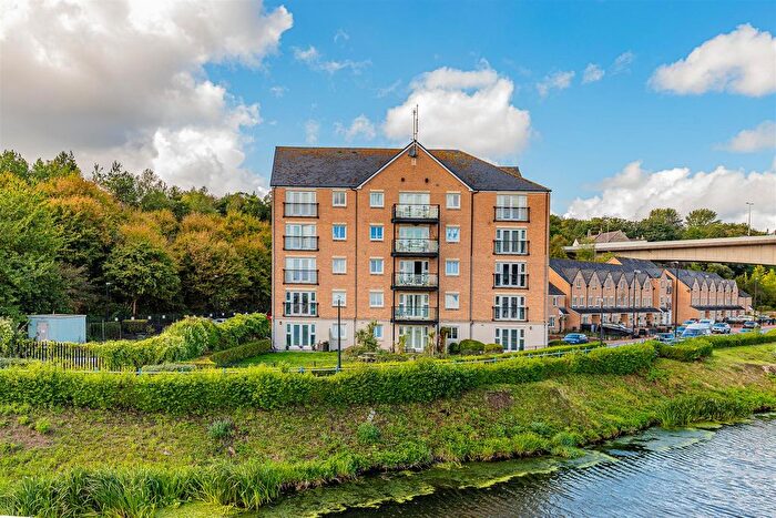 2 Bedroom Flat For Sale In River Walk, Penarth Marina, Penarth., CF64