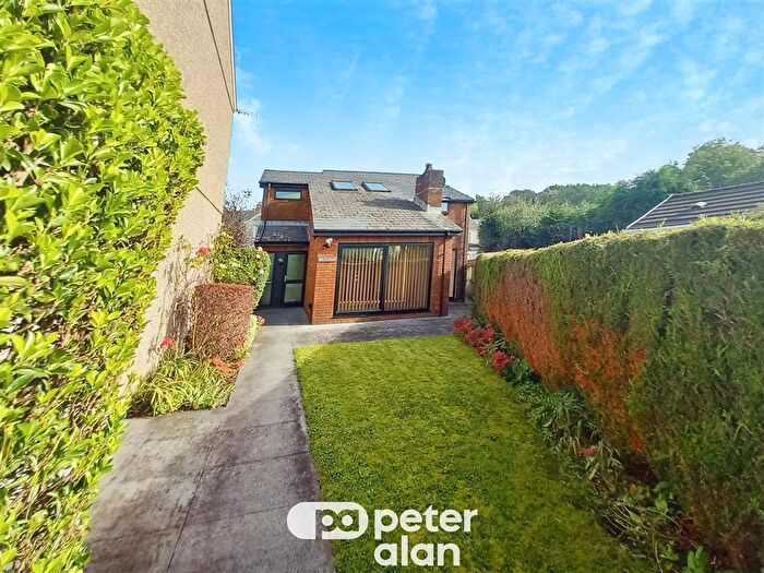 3 Bedroom Detached House To Rent In Alexandra Terrace, Abernant, Aberdare, CF44