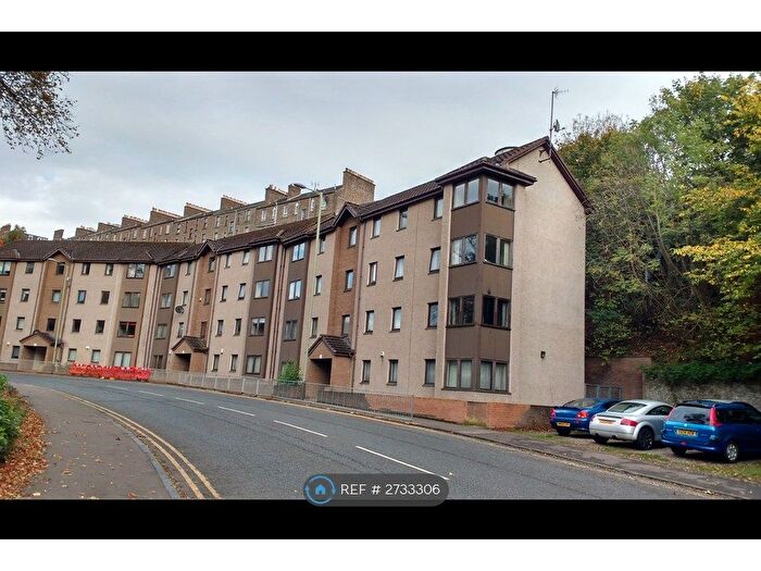2 Bedroom Flat To Rent In Lochee Road, Dundee, DD2