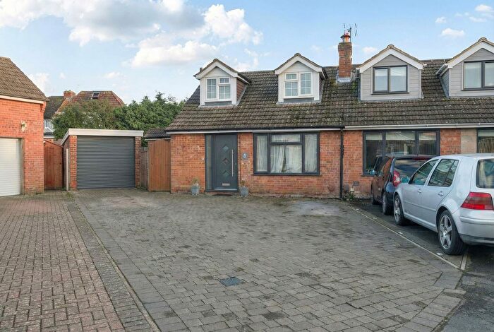 3 Bedroom Semi Detached Bungalow For Sale In Pearce Close, Cookham, SL6