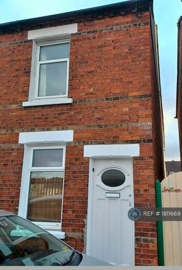 2 Bedroom Terraced House To Rent In Railway Road, Newbury, RG14