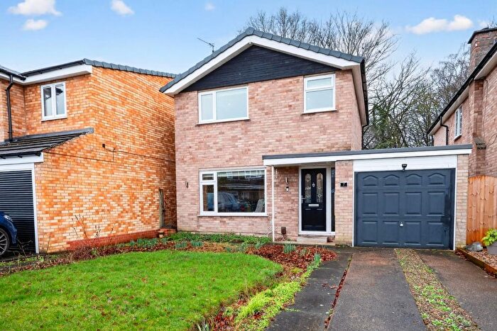 3 Bedroom Detached House For Sale In Acomb Wood Close, York, YO24