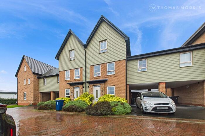 4 Bedroom Semi Detached House To Rent In Foren Crescent, Godmanchester, Huntingdon, Cambridgeshire, PE29