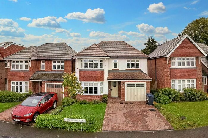 4 Bedroom Detached House To Rent In Cricketers Grove, Birmingham, B17
