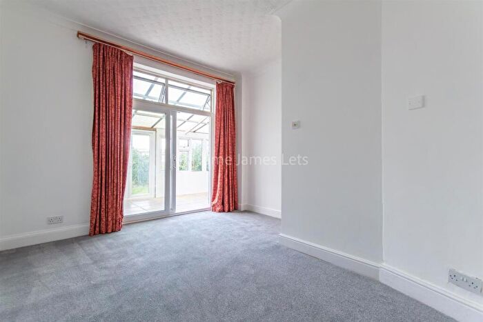 4 Bedroom Terraced House To Rent In Mafeking Road, Brighton, BN2
