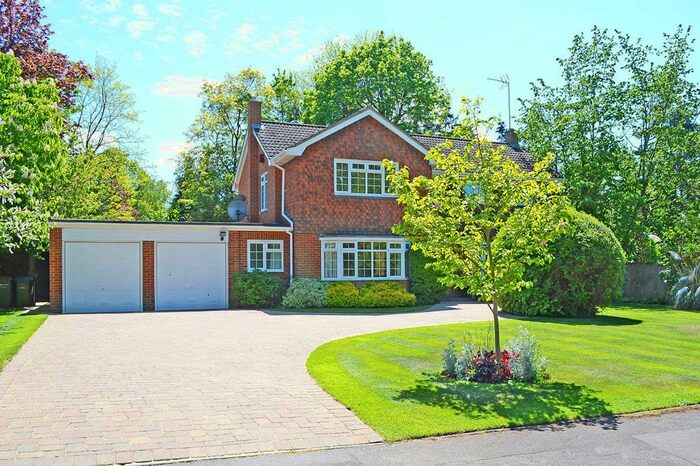5 Bedroom Detached House To Rent In The Garth, Cobham, KT11