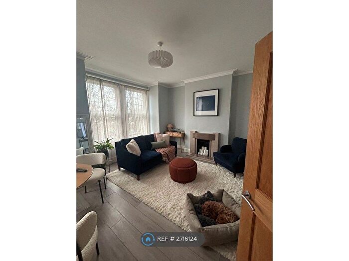 1 Bedroom Flat To Rent In Acre Road, London, SW19