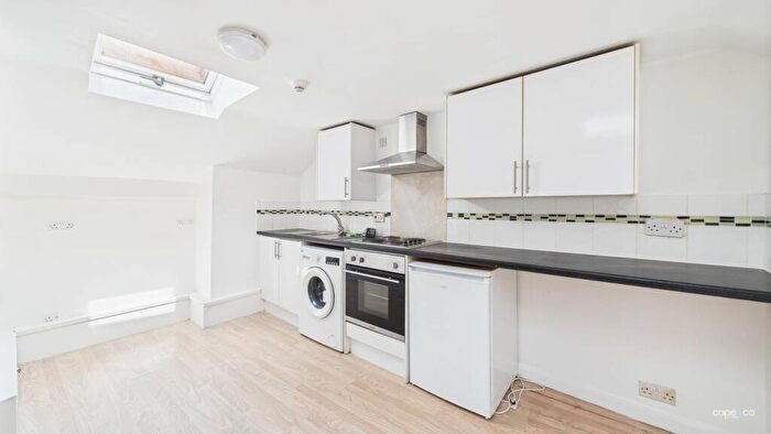 1 Bedroom Flat To Rent In Osmaston Road, Derby, Derbyshire, DE1