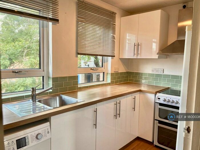 1 Bedroom Flat To Rent In Augustus Close, Cambridge, CB4