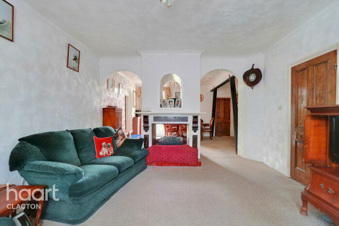 5 Bedroom Detached House For Sale In Hall Lane, Walton On The Naze, CO14