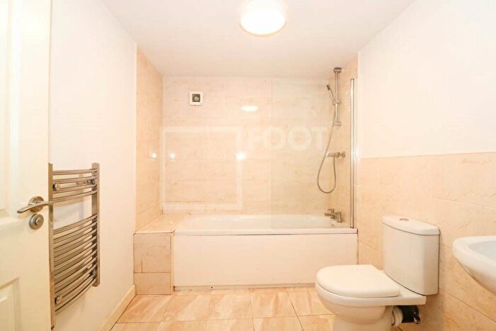 2 Bedroom Apartment To Rent In Grattan House, Grattan Road, Bradford, BD1
