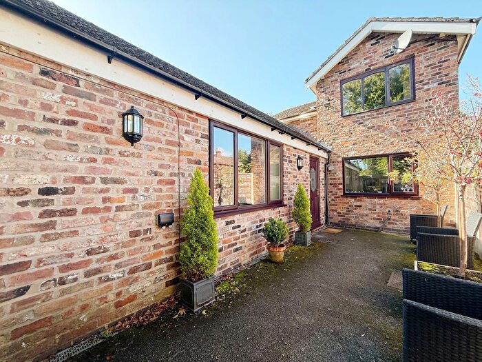 3 Bedroom Detached House For Sale In Longsight Lane, Cheadle Hulme, SK8