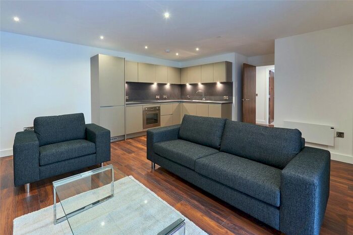 2 Bedroom Flat To Rent In Greengate, Salford, M3
