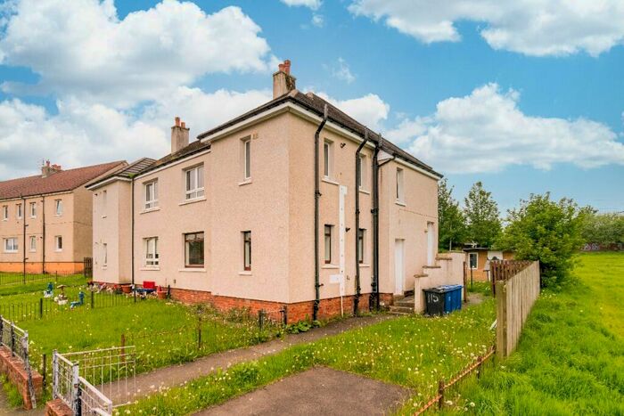 2 Bedroom Cottage To Rent In Ferguslie Park Crescent, Paisley, Renfrewshire, PA3