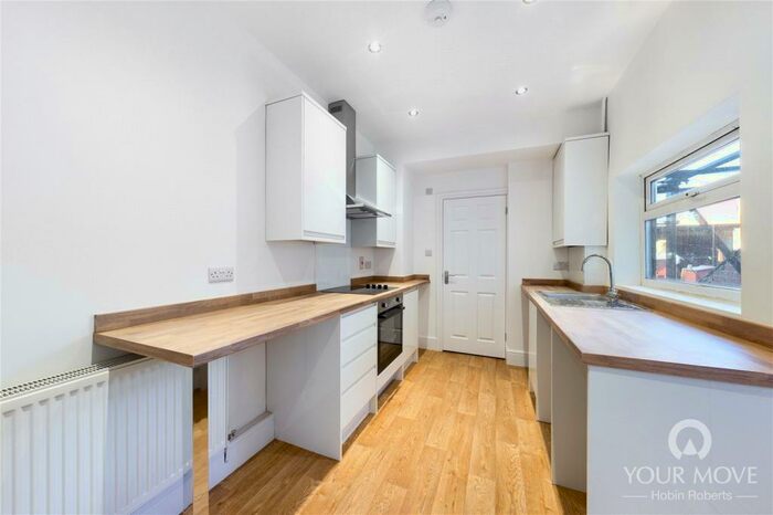 4 Bedroom House To Rent In Vernon Terrace, Northampton, NN1