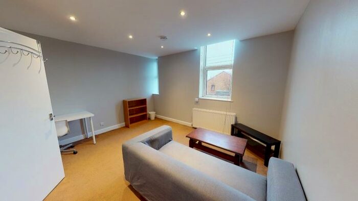 1 Bedroom Flat To Rent In Hartley Avenue, Woodhouse, Leeds, LS6