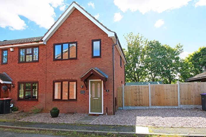 2 Bedroom End Of Terrace House For Sale In Squirrel Meadow, Telford, TF5
