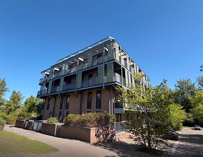 2 Bedroom Flat To Rent In Dalgin Place, Campbell Park, Milton Keynes, MK9