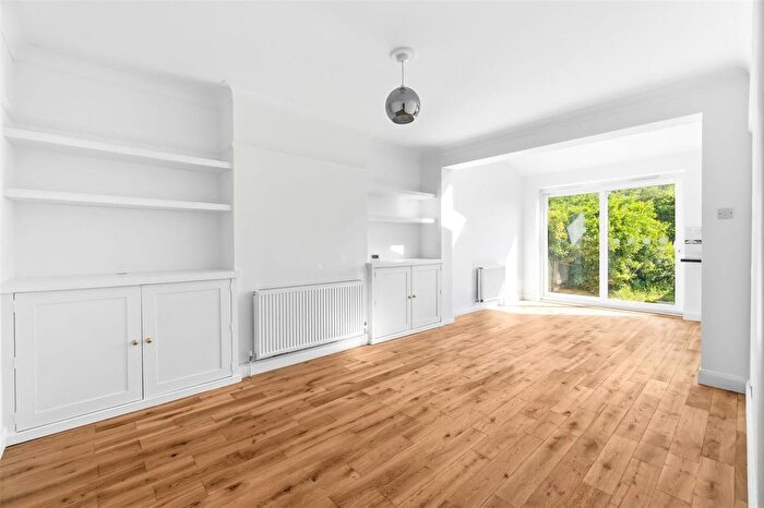 3 Bedroom Semi Detached House To Rent In Hatherop Road, Hampton, TW12