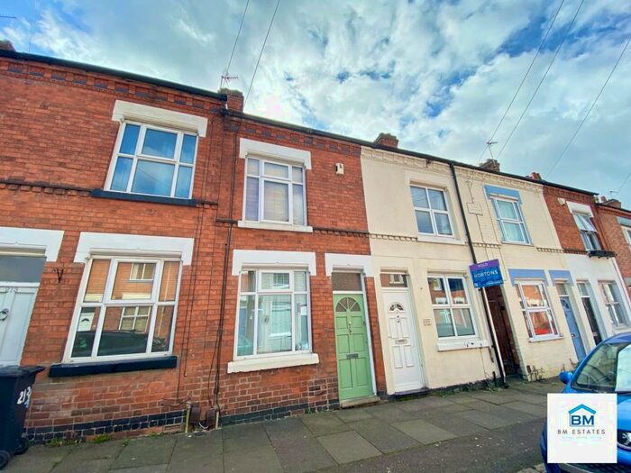 2 Bedroom Terraced House To Rent In Avenue Road Extension, Leicester, LE2