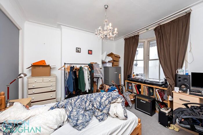1 Bedroom Apartment To Rent In Clifton Hill, Brighton, BN1