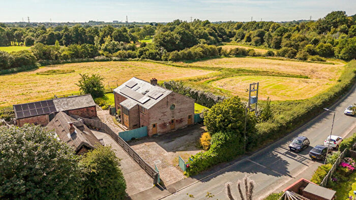 5 Bedroom Detached House For Sale In Lea Road, Lea, PR2