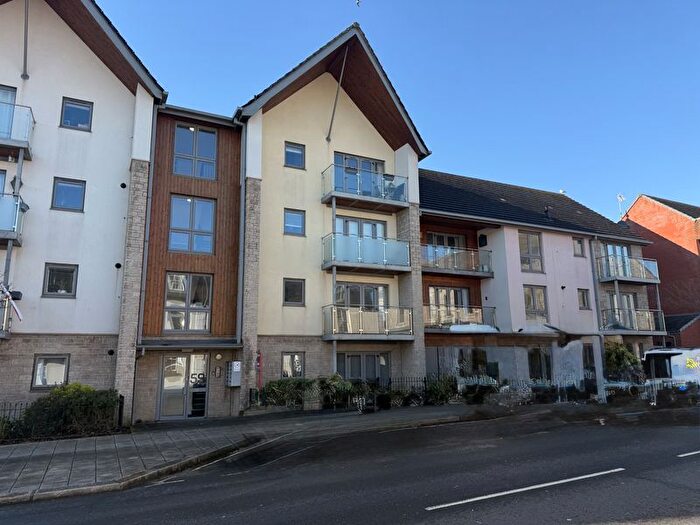 2 Bedroom Flat For Sale In Chapel Street, Devonport, Plymouth, PL1