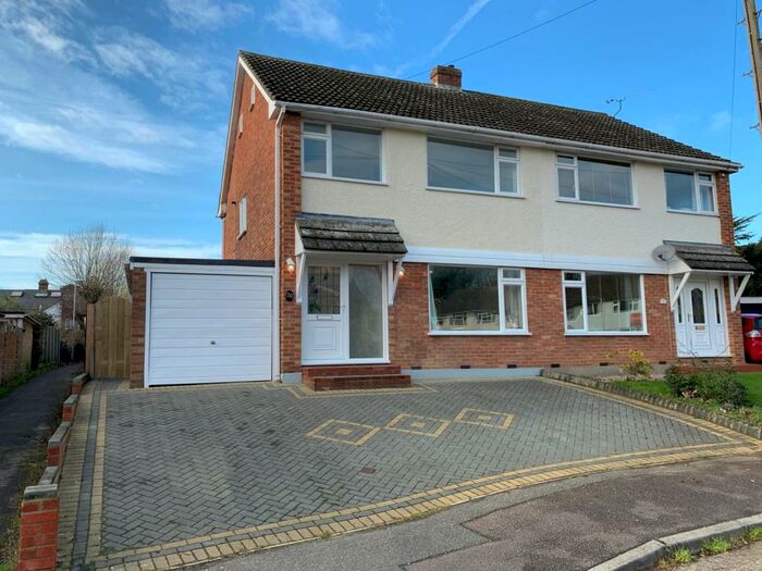 4 Bedroom Semi-Detached House To Rent In Glebe Crescent, Broomfield, Chelmsford, CM1