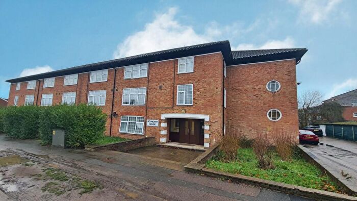 Studio To Rent In Boundary Lane, Welwyn Garden City, AL7