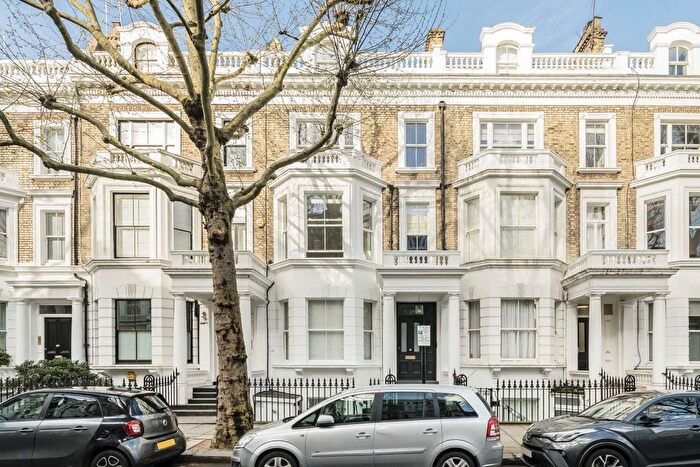 1 Bedroom Flat To Rent In Marloes Road, Kensington, W8