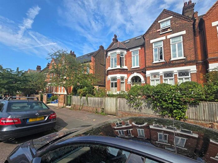 1 Bedroom Apartment To Rent In Stradella Road, Herne Hill, London, SE24