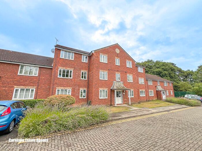 1 Bedroom Flat To Rent In Regent Court, Welwyn Garden City, AL7