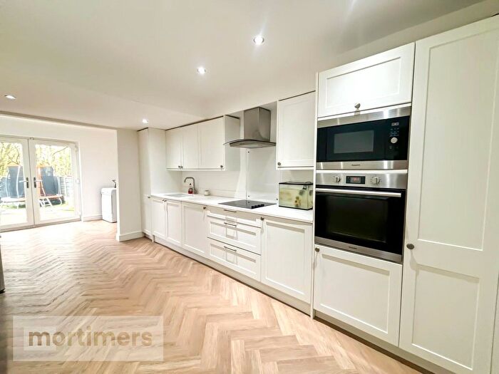 3 Bedroom Semi-detached House For Sale In Cornwall Avenue, Blackburn, Lancashire, BB1