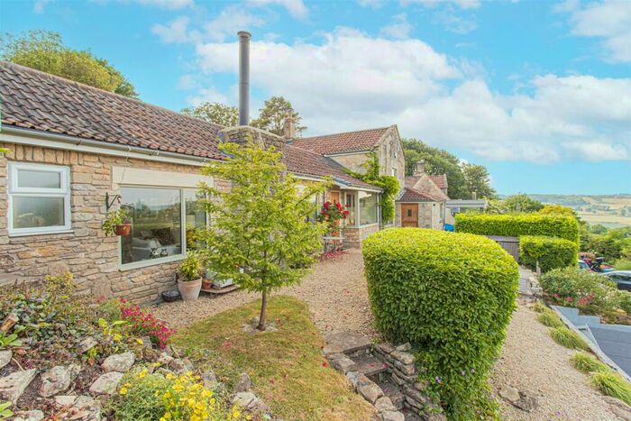 3 Bedroom Detached House For Sale In Lower Kingsdown Road, Kingsdown, SN13