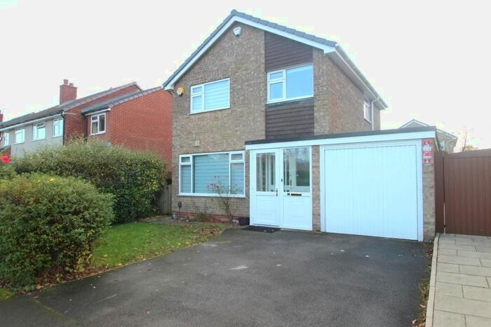 3 Bedroom Detached House To Rent In Birkdale Drive, Alwoodley, Leeds LS17