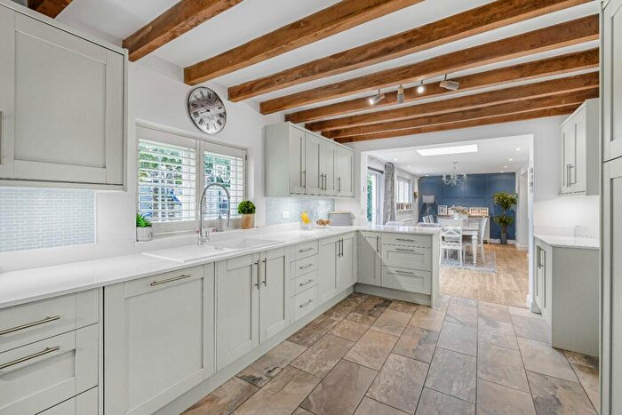 5 Bedroom Detached House For Sale In Bluebell Cottage, Caxton End, Eltisley, PE19