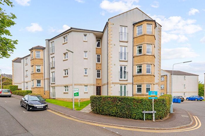 2 Bedroom Flat For Sale In Merchants Way, Inverkeithing, KY11