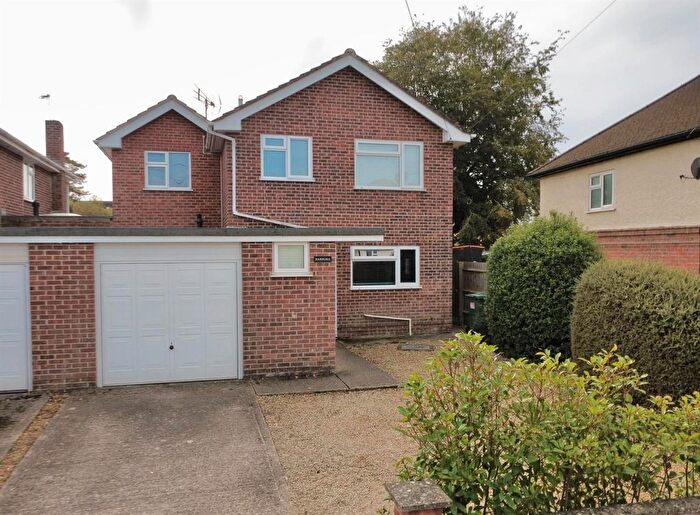4 Bedroom Property For Sale In Remembrance Road, Newbury, RG14