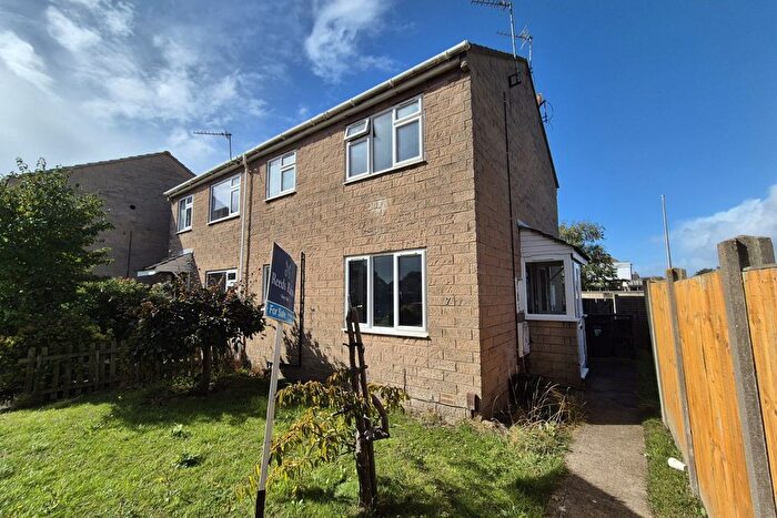 1 Bedroom End Of Terrace House For Sale In Bryant Gardens, Clevedon, North Somerset, BS21