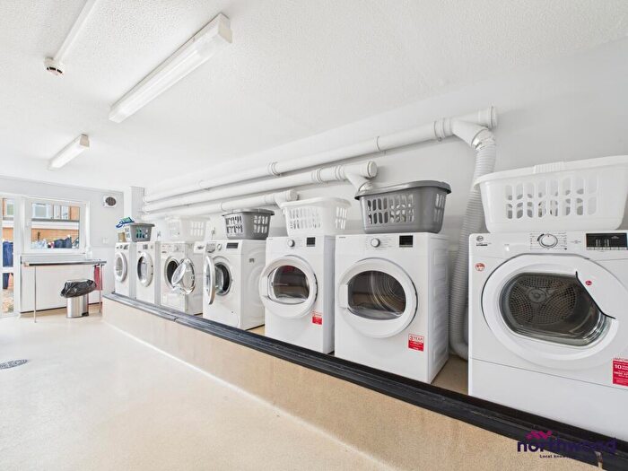 1 Bedroom Flat To Rent In The Avenue, Eastbourne, BN21