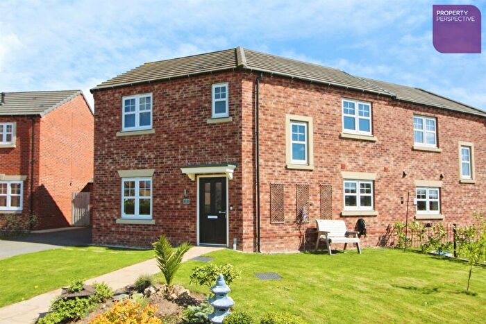 3 Bedroom Semi Detached House For Sale In Harper Hill Gardens, DN11