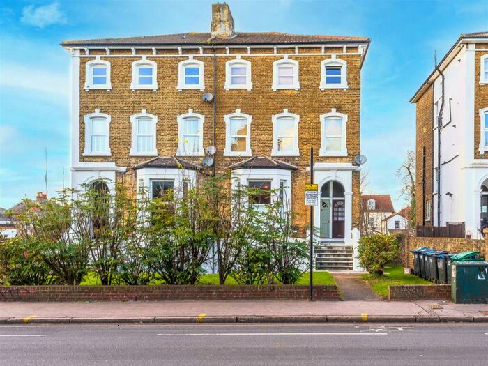 1 Bedroom Flat To Rent In Selhurst Road, London, SE25