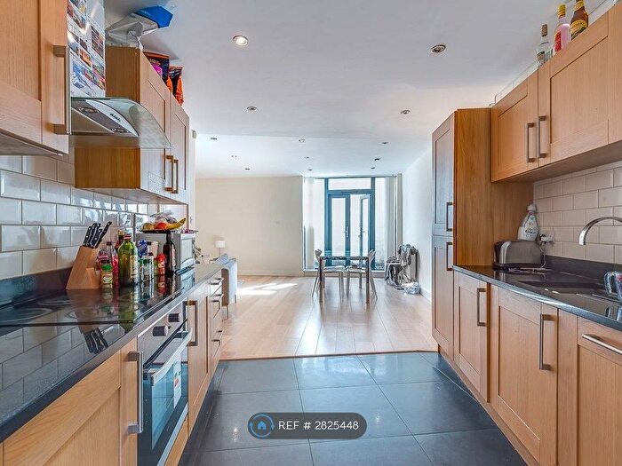 4 Bedroom Terraced House To Rent In Clemence Street, London, E14