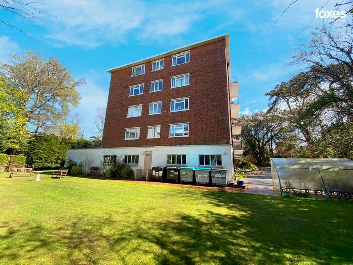 1 Bedroom Flat To Rent In The Chantry, Madeira Road, Bournemouth, Dorset, BH1