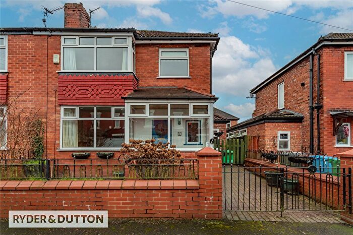3 Bedroom Semi Detached House For Sale In Woodleigh Street, Blackley, Manchester, M9
