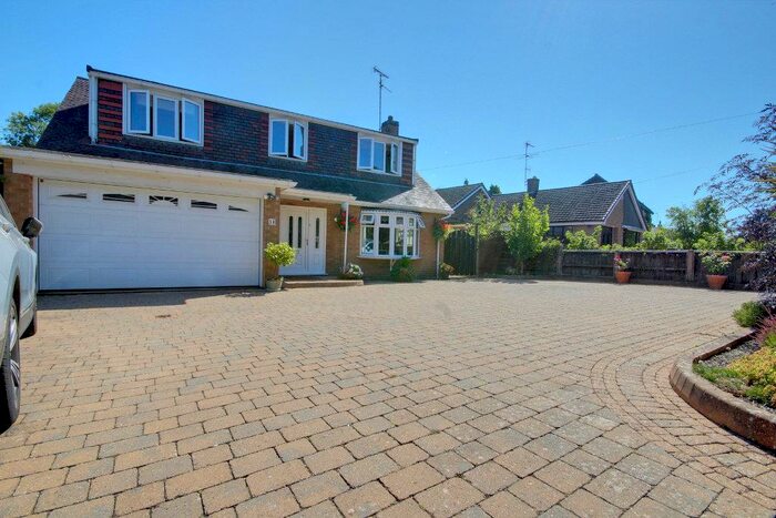 4 Bedroom Detached House For Sale In Elveley Drive, West Ella, Hull, HU10
