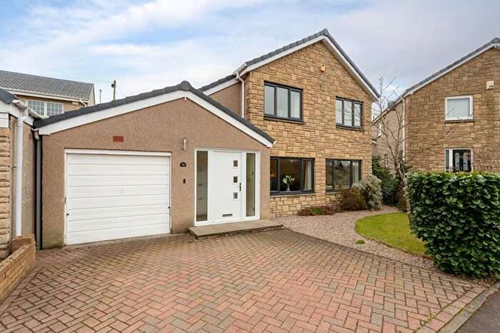 4 Bedroom Detached House For Sale In St. Fillans Grove, Aberdour, KY3